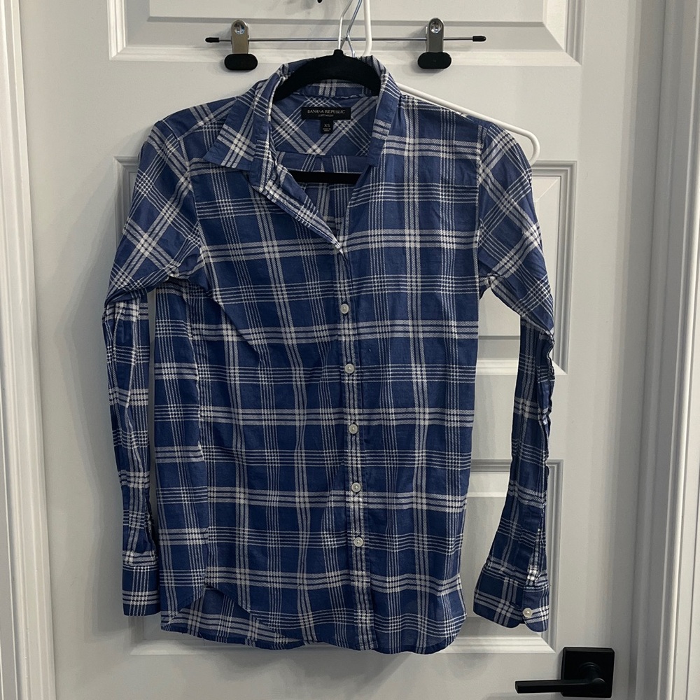 Banana Republic Blue Plaid Women's Button Down Shirt